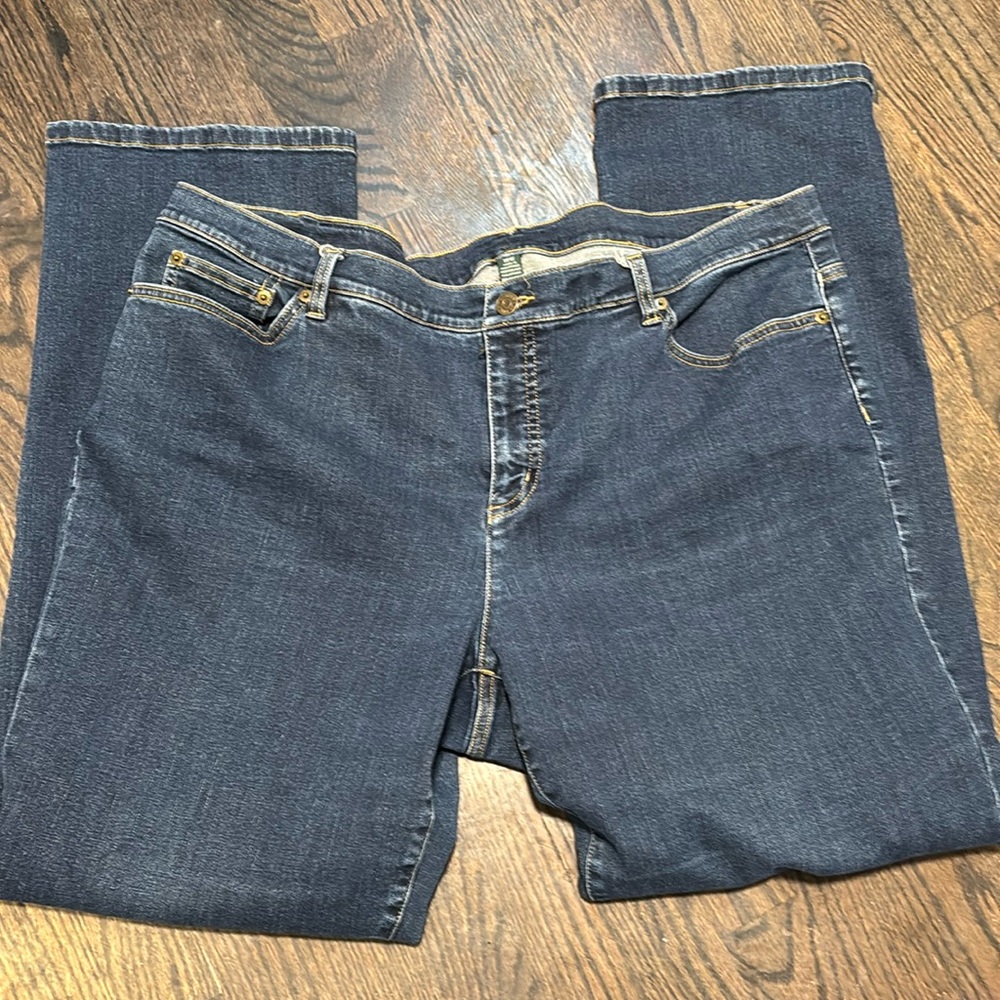 Soft, stretchy Ralph Lauren jeans. Size 18